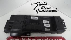 Usagé Porte fusible Ford Transit Prix sur demande proposé par Gebr.Klein Gunnewiek Ho.BV
