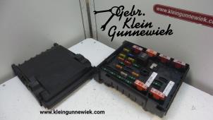 Usados Caja de fusibles Volkswagen Sharan Precio de solicitud ofrecido por Gebr.Klein Gunnewiek Ho.BV