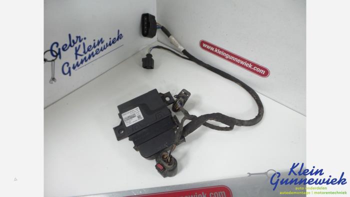 Usagé Module pompe carburant Audi A8 Prix € 108,00 Règlement à la marge proposé par Klein Gunnewiek Autodemontage & Motorentechniek