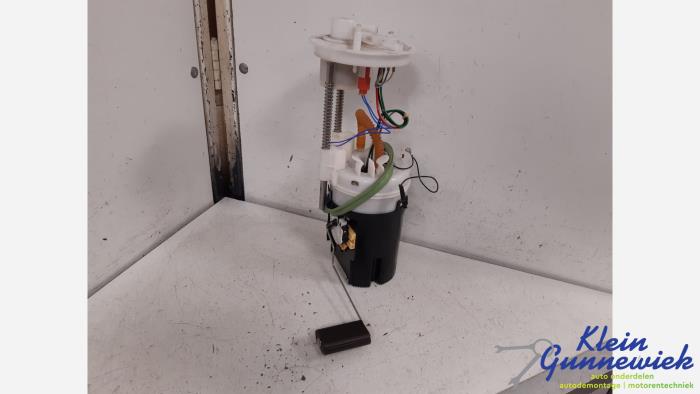 Gebrauchte Kraftstoffpumpe Elektrisch BMW X5 Preis € 115,00 Margenregelung angeboten von Klein Gunnewiek Autodemontage & Motorentechniek