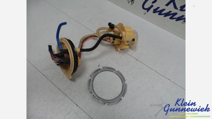 Usagé Pompe à carburant Volkswagen Touareg Prix € 157,00 Règlement à la marge proposé par Klein Gunnewiek Autodemontage & Motorentechniek