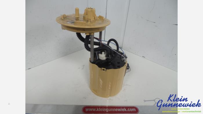 Usagé Pompe à carburant Opel Insignia Prix € 59,00 Règlement à la marge proposé par Klein Gunnewiek Autodemontage & Motorentechniek