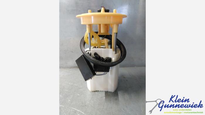 Usagé Pompe d'injection Volkswagen Scirocco Prix € 59,00 Règlement à la marge proposé par Klein Gunnewiek Autodemontage & Motorentechniek