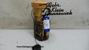 Usados Bomba eléctrica de combustible Volkswagen Transporter Precio € 60,00 Norma de margen ofrecido por Gebr.Klein Gunnewiek Ho.BV