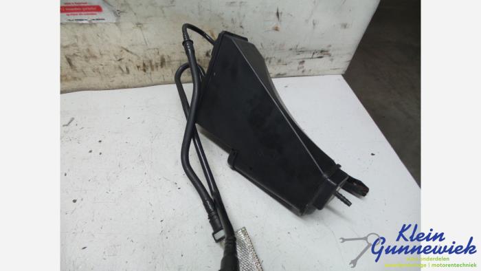 Begagnade Kolfilter Audi A8 Pris € 45,00 Marginaltabell erbjuds av Klein Gunnewiek Autodemontage & Motorentechniek
