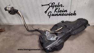 Usagé Réservoir de carburant Volkswagen Polo Prix € 125,00 Règlement à la marge proposé par Gebr.Klein Gunnewiek Ho.BV