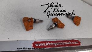 Usados Sensor de presión de neumáticos BMW 523 Precio € 35,00 Norma de margen ofrecido por Gebr.Klein Gunnewiek Ho.BV