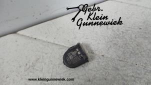 Usados Sensor de presión de neumáticos Ford Kuga Precio € 15,00 Norma de margen ofrecido por Gebr.Klein Gunnewiek Ho.BV