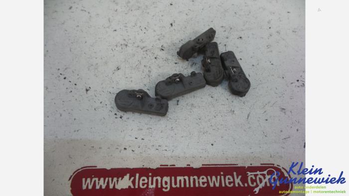 Begagnade Däcktryckssensor Ford Transit Custom Pris € 29,00 Marginaltabell erbjuds av Klein Gunnewiek Autodemontage & Motorentechniek