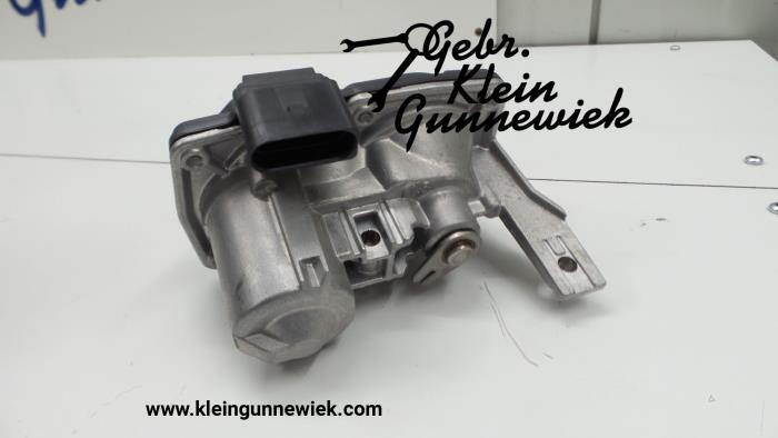 Exhaust throttle valve from a Volkswagen Golf 2017