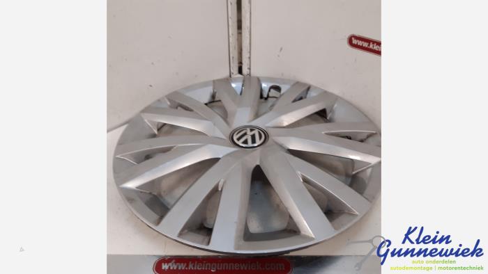 Używane Kolpak Volkswagen Golf Plus Cena € 15,00 Procedura marży oferowane przez Klein Gunnewiek Autodemontage & Motorentechniek