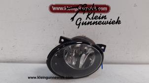 Gebrauchte Nebelscheinwerfer links vorne Volkswagen Crafter Preis auf Anfrage angeboten von Gebr.Klein Gunnewiek Ho.BV