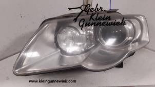 Used Headlight, left Volkswagen Passat Price € 175,00 Margin scheme offered by Gebr.Klein Gunnewiek Ho.BV