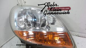 Usagé Phare droit Renault Kangoo Prix sur demande proposé par Gebr.Klein Gunnewiek Ho.BV