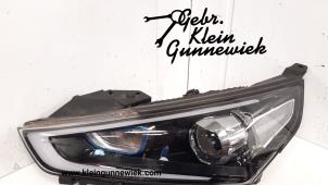 Used Headlight, left Hyundai Ioniq Price on request offered by Gebr.Klein Gunnewiek Ho.BV