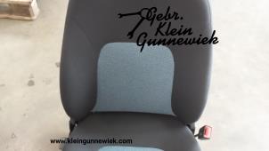 Gebrauchte Sitz rechts Fiat Doblo Preis auf Anfrage angeboten von Gebr.Klein Gunnewiek Ho.BV