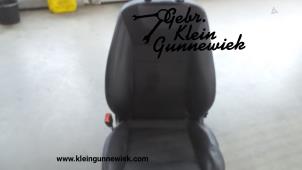 Used Seat, left Ford S-Max Price € 195,00 Margin scheme offered by Gebr.Klein Gunnewiek Ho.BV