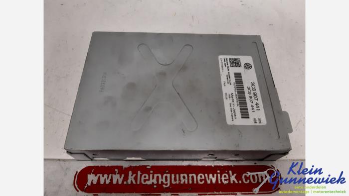 Usagé Module caméra Volkswagen Passat Prix € 125,00 Règlement à la marge proposé par Klein Gunnewiek Autodemontage & Motorentechniek