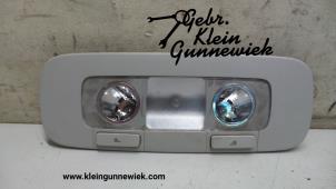 Używane Oswietlenie wewnetrzne tyl Skoda Superb Cena na żądanie oferowane przez Gebr.Klein Gunnewiek Ho.BV