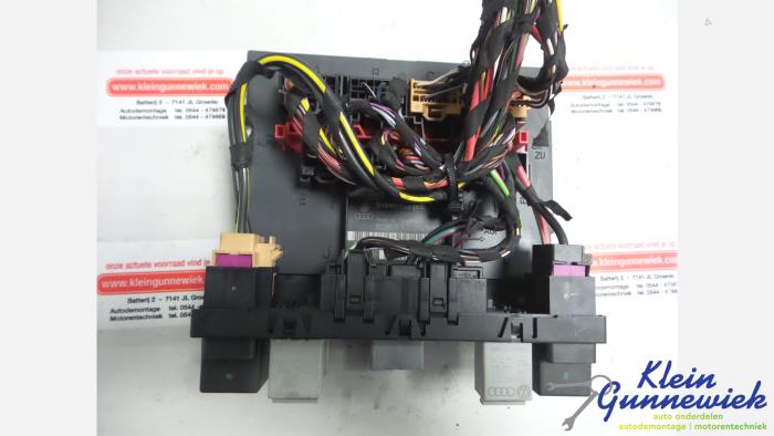 Used Body control computer Volkswagen Passat Price € 75,00 Margin scheme offered by Klein Gunnewiek Autodemontage & Motorentechniek