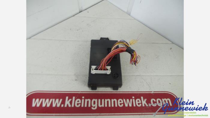 Used Body control computer Dacia Sandero Price € 18,00 Margin scheme offered by Klein Gunnewiek Autodemontage & Motorentechniek