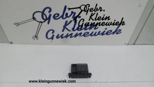 Usados Módulo de cierre centralizado Volkswagen Crafter Precio € 45,00 Norma de margen ofrecido por Gebr.Klein Gunnewiek Ho.BV