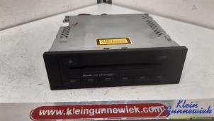 Usados Cambiador de CD Audi A4 Precio € 35,00 Norma de margen ofrecido por Klein Gunnewiek Autodemontage & Motorentechniek