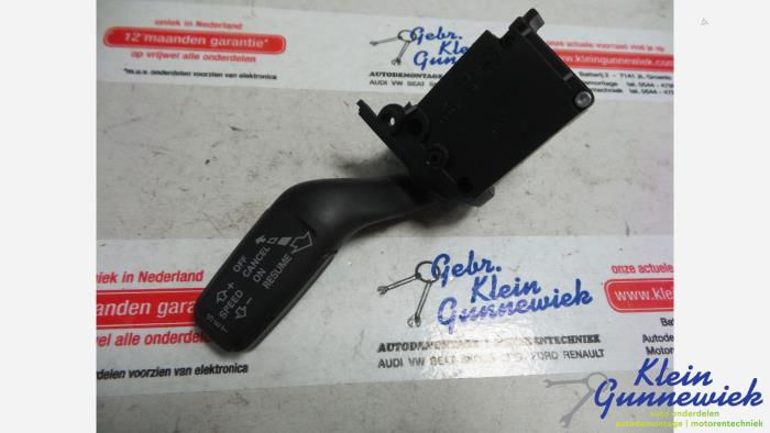 Używane Obsluga tempomatu Seat Exeo Cena € 15,00 Procedura marży oferowane przez Klein Gunnewiek Autodemontage & Motorentechniek