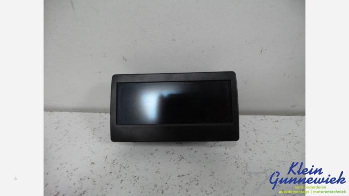 Begagnade Innerdisplay Skoda Superb Pris € 25,00 Marginaltabell erbjuds av Klein Gunnewiek Autodemontage & Motorentechniek