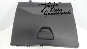 Usagé Boîte à gants Ford B-Max Prix sur demande proposé par Gebr.Klein Gunnewiek Ho.BV