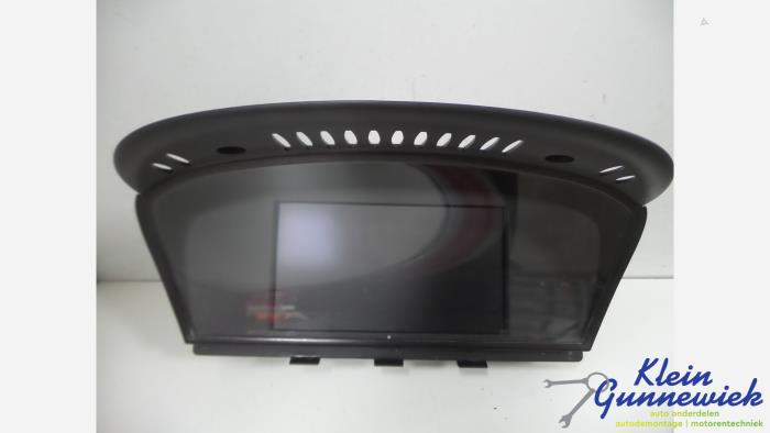 Begagnade Innerdisplay BMW 5-Serie Pris € 95,00 Marginaltabell erbjuds av Klein Gunnewiek Autodemontage & Motorentechniek