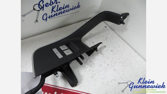 Usados Interruptor de ventanilla eléctrica Audi S8 Precio de solicitud ofrecido por Klein Gunnewiek Autodemontage & Motorentechniek