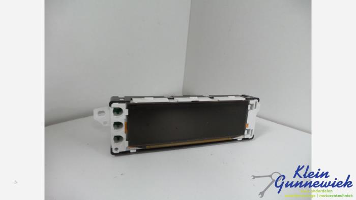 Begagnade Innerdisplay Peugeot Expert Pris € 30,00 Marginaltabell erbjuds av Klein Gunnewiek Autodemontage & Motorentechniek