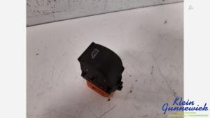 Używane Przelacznik elektrycznej szyby Ford Transit Connect Cena na żądanie oferowane przez Klein Gunnewiek Autodemontage & Motorentechniek