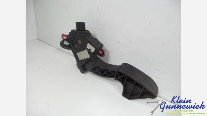 Begagnade Gaspedalsensor Peugeot 108 Pris € 30,00 Marginaltabell erbjuds av Klein Gunnewiek Autodemontage & Motorentechniek