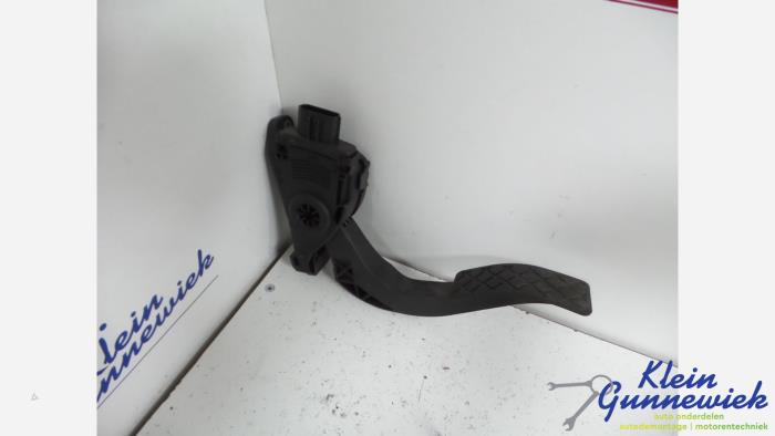 Begagnade Gaspedalsensor Audi A4 Pris € 15,00 Marginaltabell erbjuds av Klein Gunnewiek Autodemontage & Motorentechniek