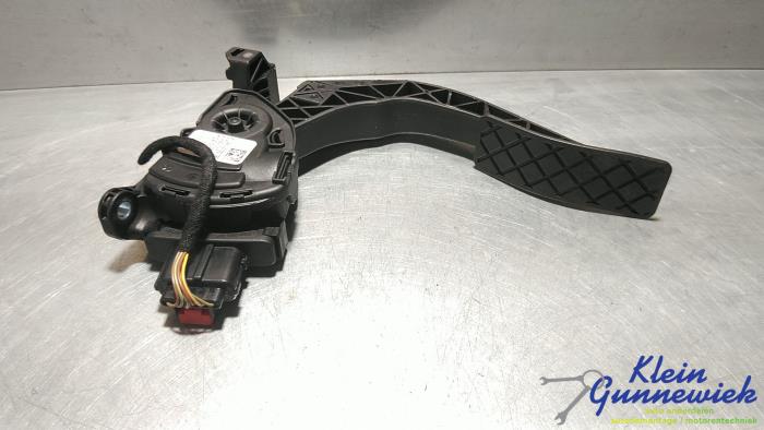 Begagnade Gaspedalsensor Audi A5 Pris € 16,00 Marginaltabell erbjuds av Klein Gunnewiek Autodemontage & Motorentechniek