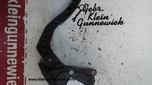 Used Throttle pedal position sensor Dacia Duster Price on request offered by Gebr.Klein Gunnewiek Ho.BV