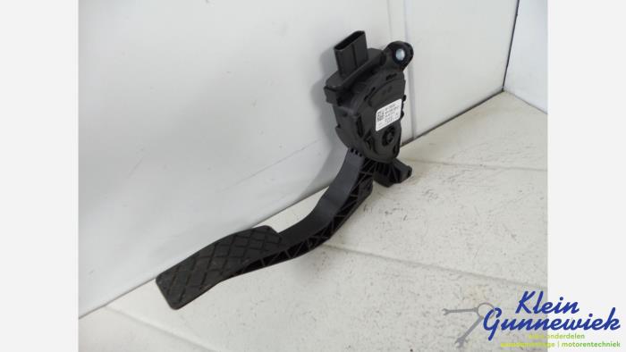 Begagnade Gaspedalsensor Audi A8 Pris € 29,00 Marginaltabell erbjuds av Klein Gunnewiek Autodemontage & Motorentechniek