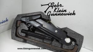 Used Tool set Citroen C1 Price on request offered by Gebr.Klein Gunnewiek Ho.BV