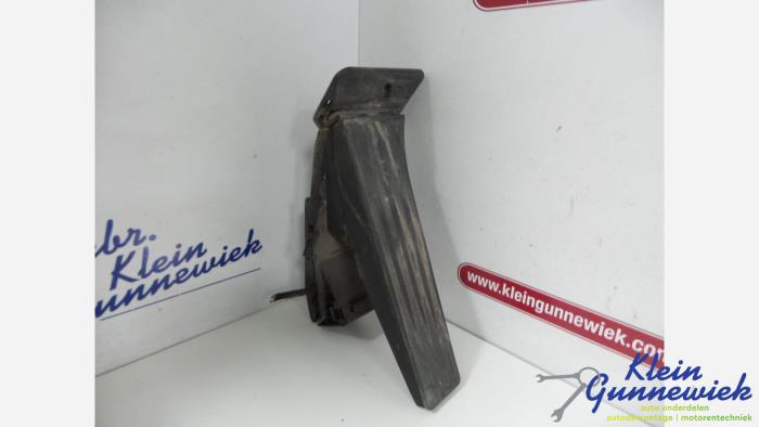 Begagnade Gaspedalsensor BMW 3-Serie Pris € 15,00 Marginaltabell erbjuds av Klein Gunnewiek Autodemontage & Motorentechniek