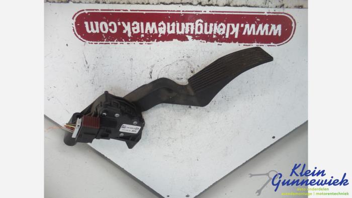 Begagnade Gaspedalsensor Opel Zafira Pris € 50,00 Marginaltabell erbjuds av Klein Gunnewiek Autodemontage & Motorentechniek