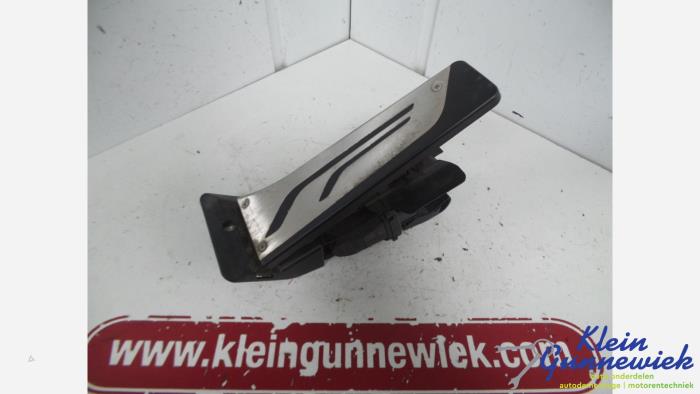 Begagnade Gaspedalsensor BMW 4-Serie Pris € 15,00 Marginaltabell erbjuds av Klein Gunnewiek Autodemontage & Motorentechniek