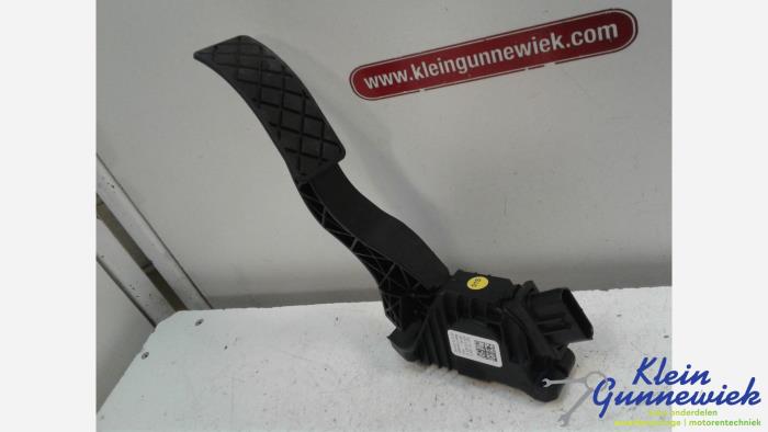 Begagnade Gaspedalsensor Volkswagen Passat Pris € 20,00 Marginaltabell erbjuds av Klein Gunnewiek Autodemontage & Motorentechniek