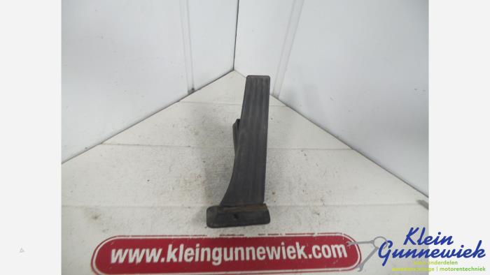 Begagnade Gaspedalsensor BMW 3-Serie Pris € 15,00 Marginaltabell erbjuds av Klein Gunnewiek Autodemontage & Motorentechniek