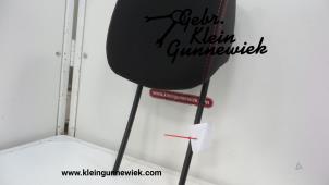 Used Headrest Renault Clio Price on request offered by Gebr.Klein Gunnewiek Ho.BV