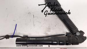 Used Seatbelt tensioner, left BMW 3-Serie Price on request offered by Gebr.Klein Gunnewiek Ho.BV