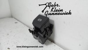 Usados Interruptor de freno de mano Audi Q5 Precio de solicitud ofrecido por Gebr.Klein Gunnewiek Ho.BV