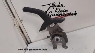 Gebrauchte Handbremsgriff Kia Picanto Preis auf Anfrage angeboten von Gebr.Klein Gunnewiek Ho.BV