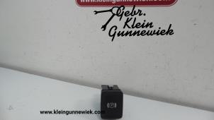 Gebrauchte Handbremse Schalter Volkswagen Passat Preis auf Anfrage angeboten von Gebr.Klein Gunnewiek Ho.BV